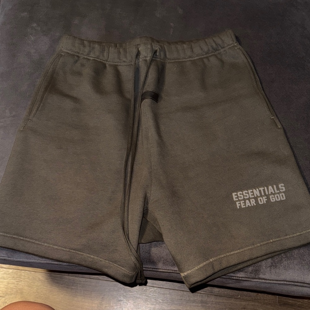 Essentials Men's Shorts - Olive